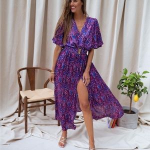 Gorgeous belted maxi dress sz s